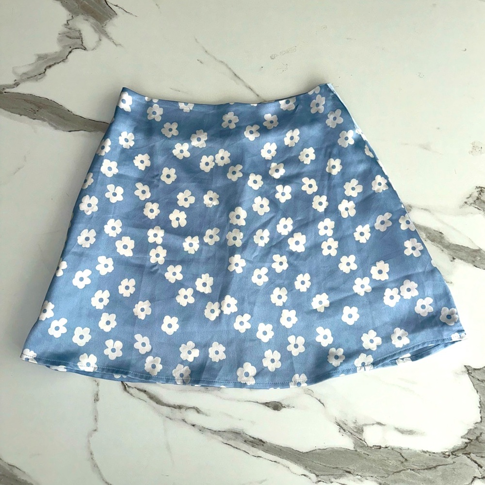 Floral Mini Skirt!
